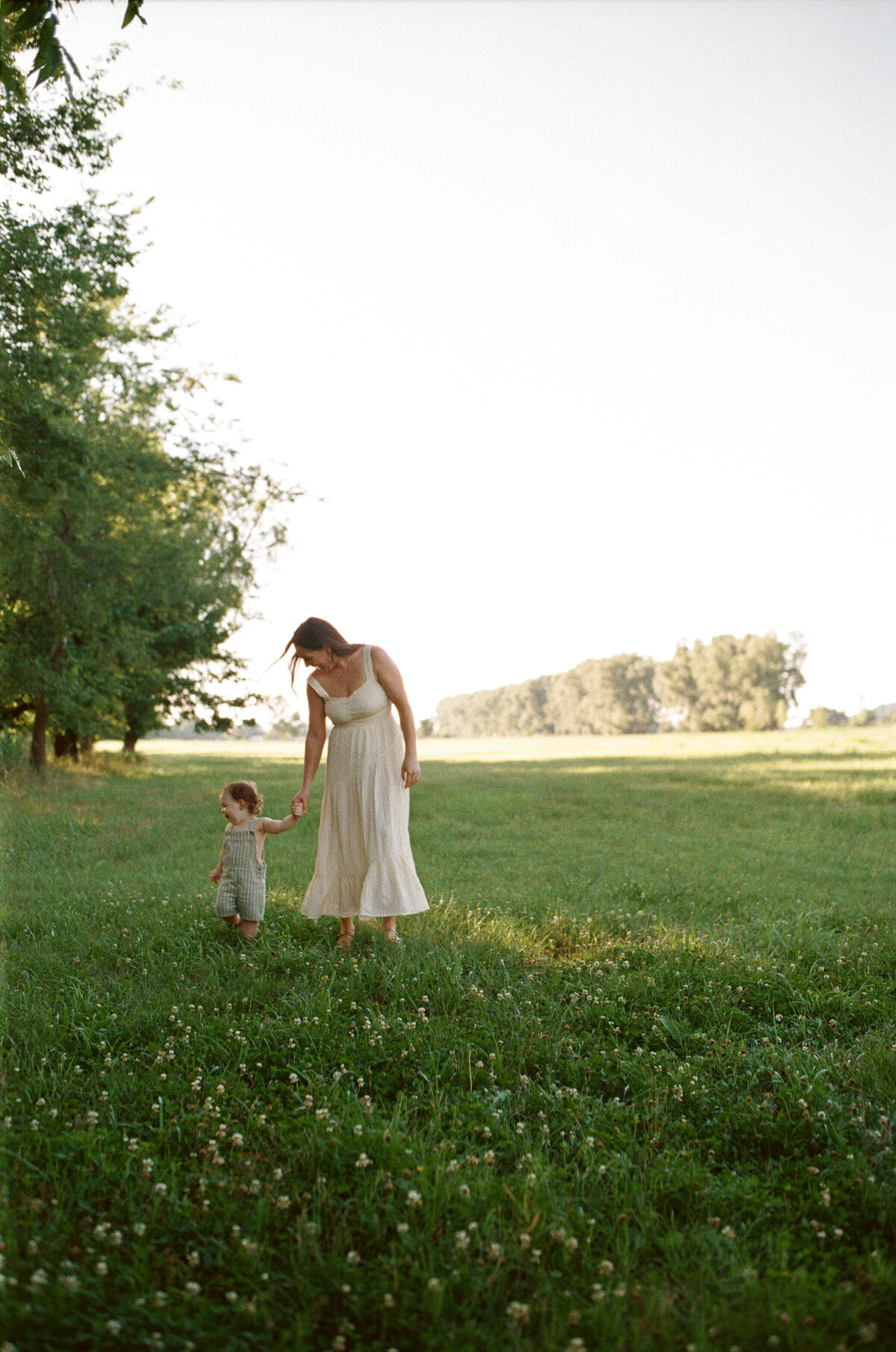 ReaghanSydneyFam_35mm_2024_Nouvel_46