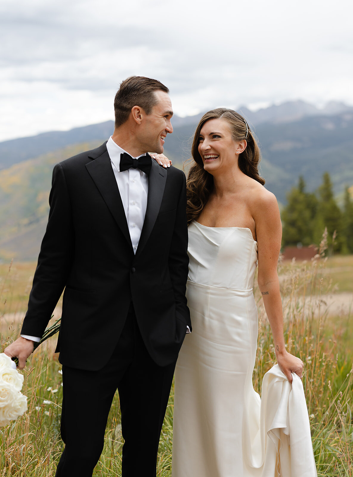 mograbridalportraits-111_websize