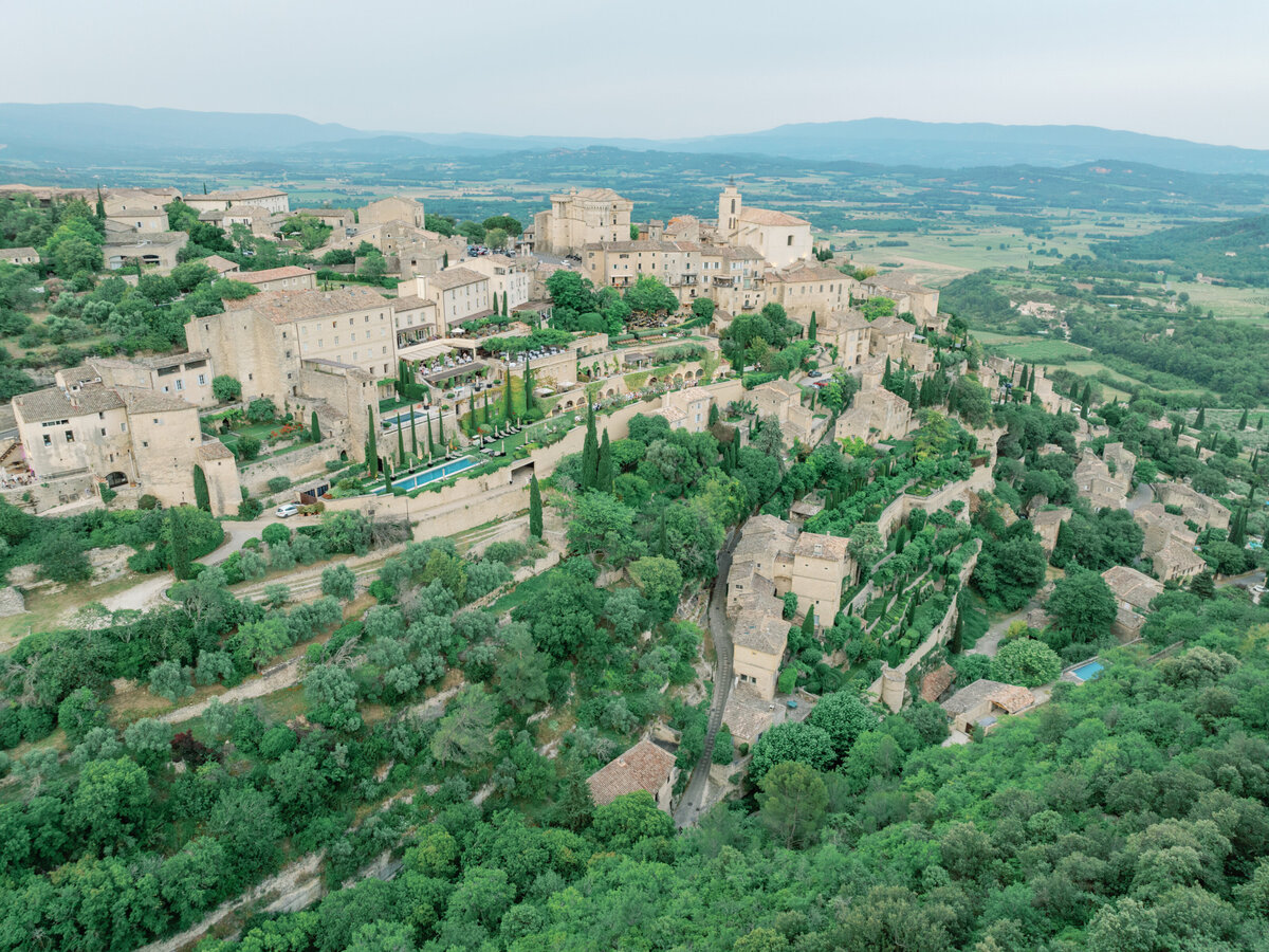 Aerial-View-Airelles-Bastide-de-Gordes-Wedding-Reception-1