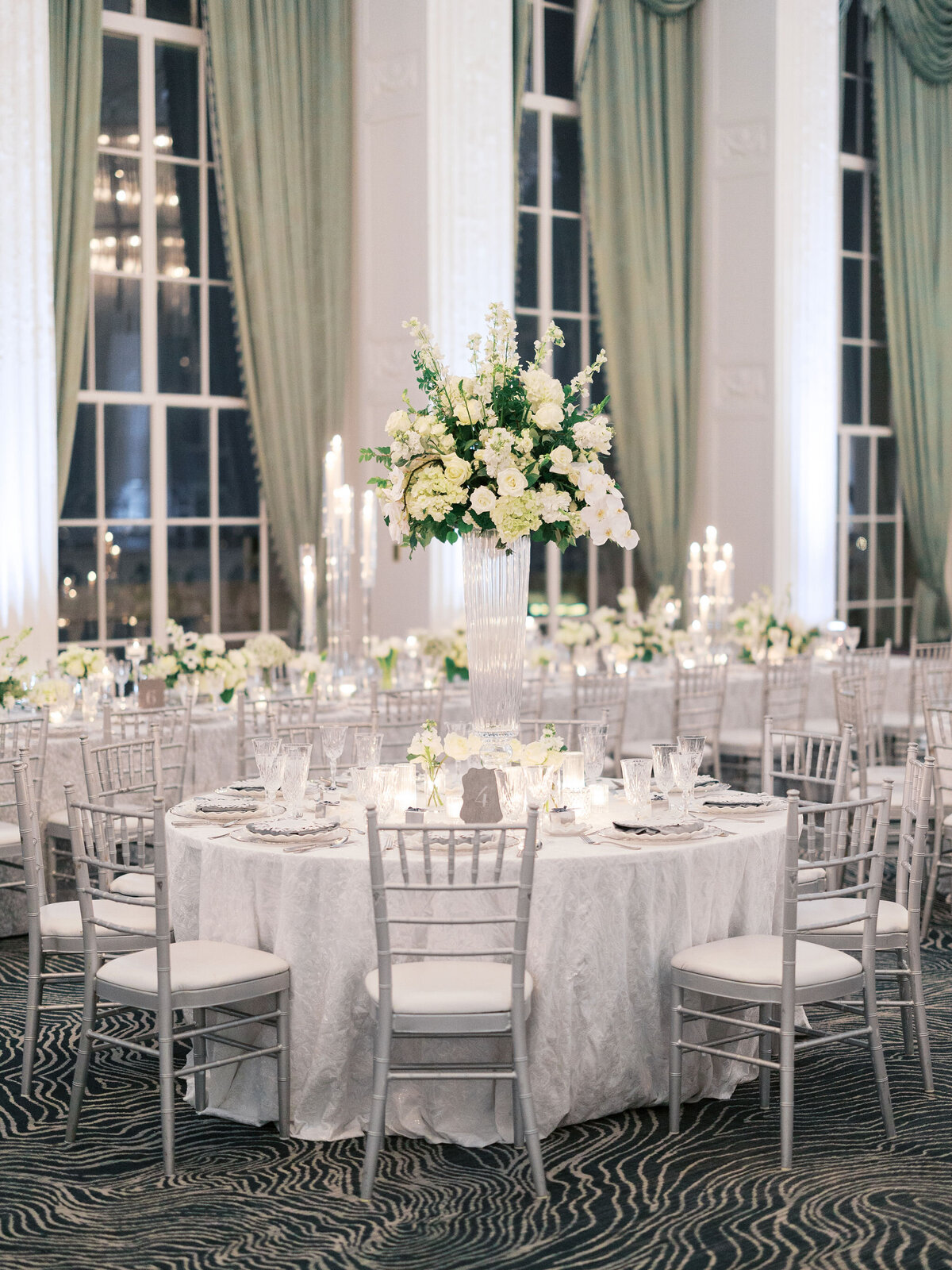 sarahharvey_ditostoweddingpreview414460