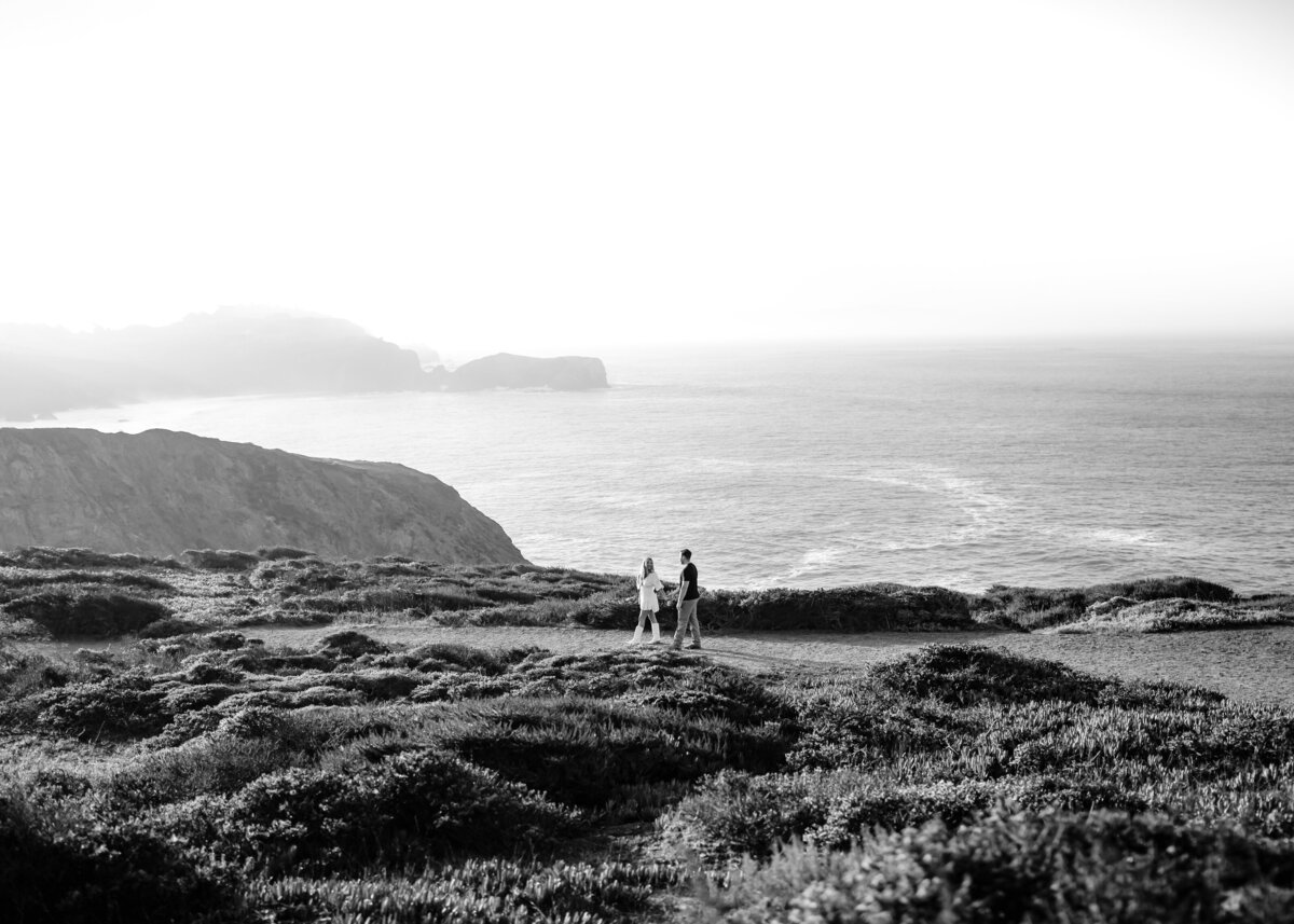 10292022_Julia+JadenEngagements_RodeoBeachCA_AnjaJensenPhotography-133