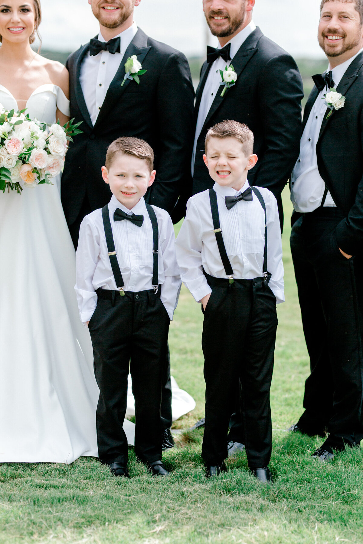 Lexi Broughton & Garrett Greer Wedding at Dove Ridge Vineyards | Sami Kathryn Photography | Dallas Wedding Photography-102