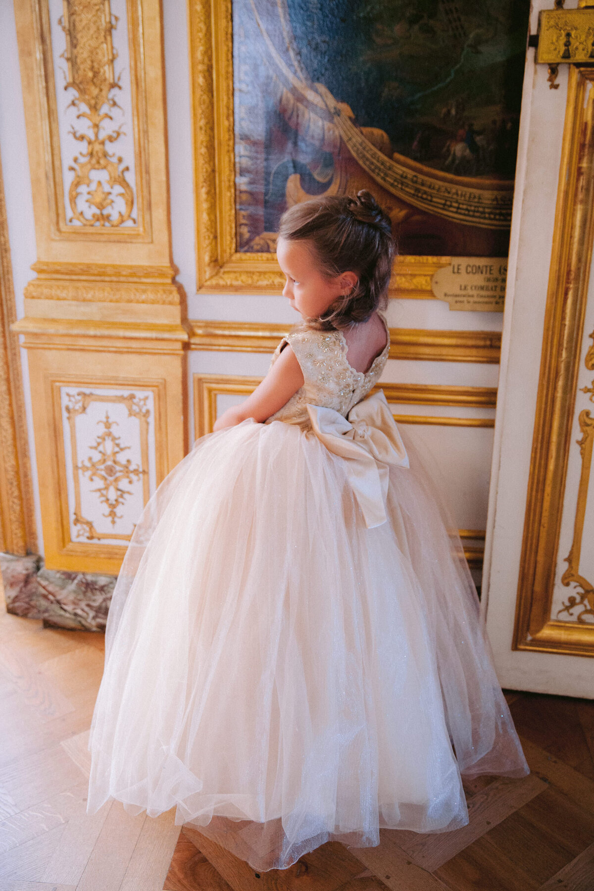 chateau-de-chantilly-luxury-wedding-phototographer-in-paris (4 of 59)