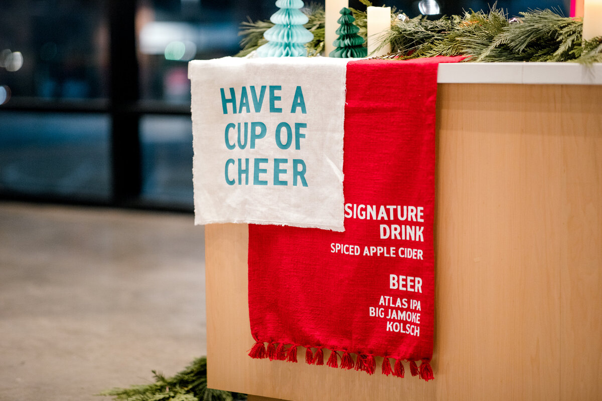 custom-bar-signage