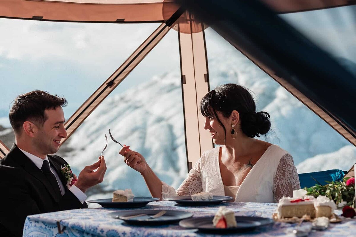 glacier-camp-wedding-alaska-Soul-and-Sky-Weddings