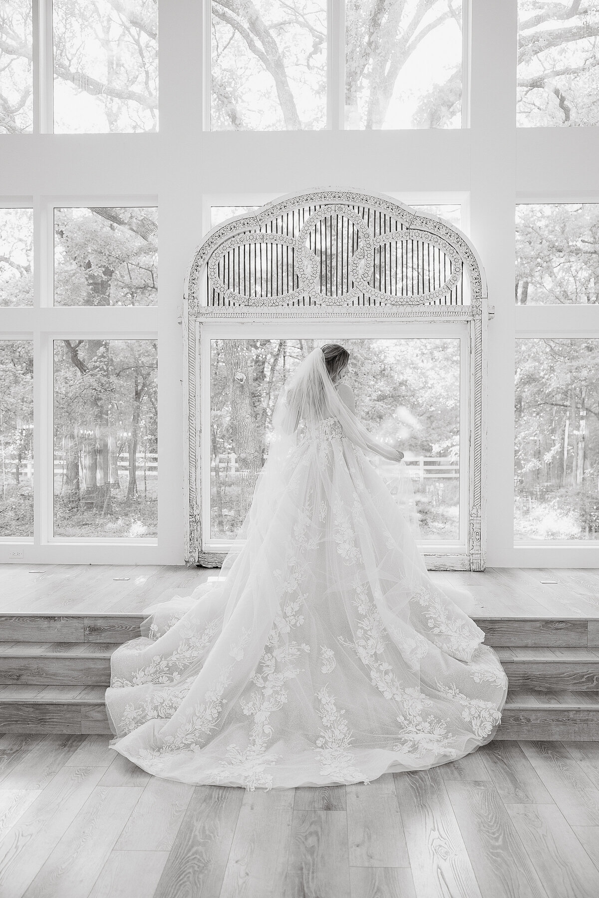 bridal session french farmhouse