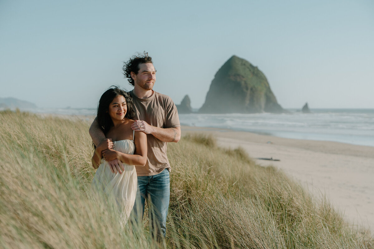 beach-engagement-photos-19