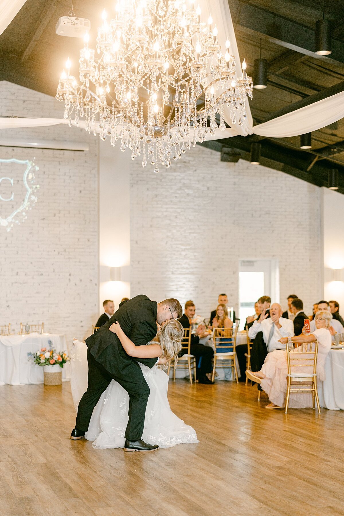 Daniel's Vineyard Wedding Alison Mae Photography_3187