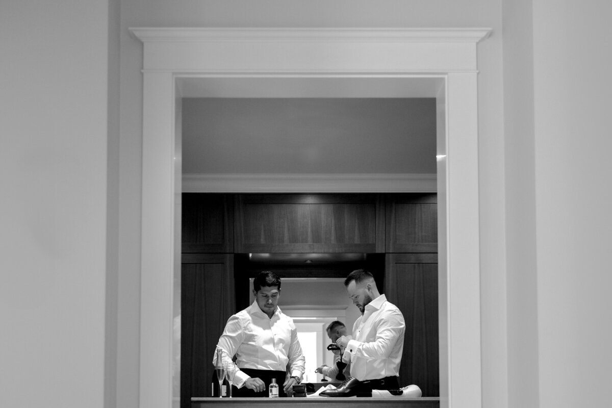kathryn-mclaren-photo-the-polygon-vancovuer-queer-wedding-36
