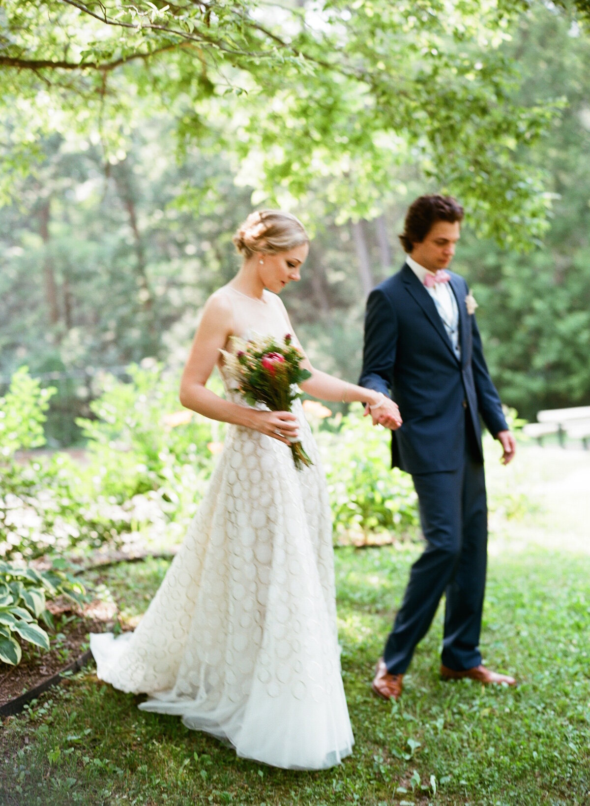 26-sophisticated-destination-wedding-country-luxury-romantic-Liz-Banfield