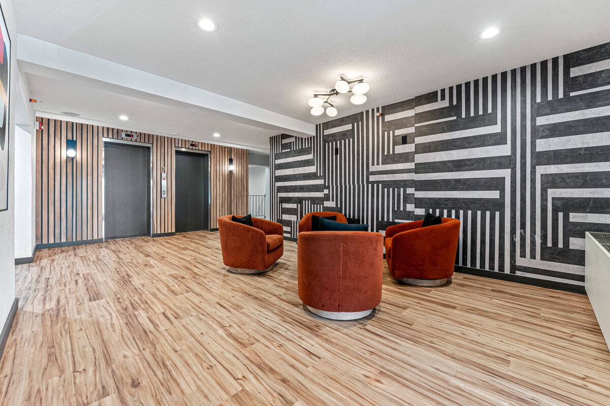 10-web-or-mls-102-1330-Gaylord-St-Amenity-Space-Print