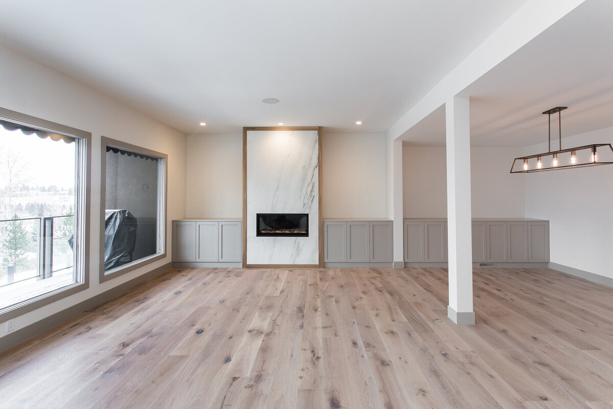 #15 3203 Rideau Place