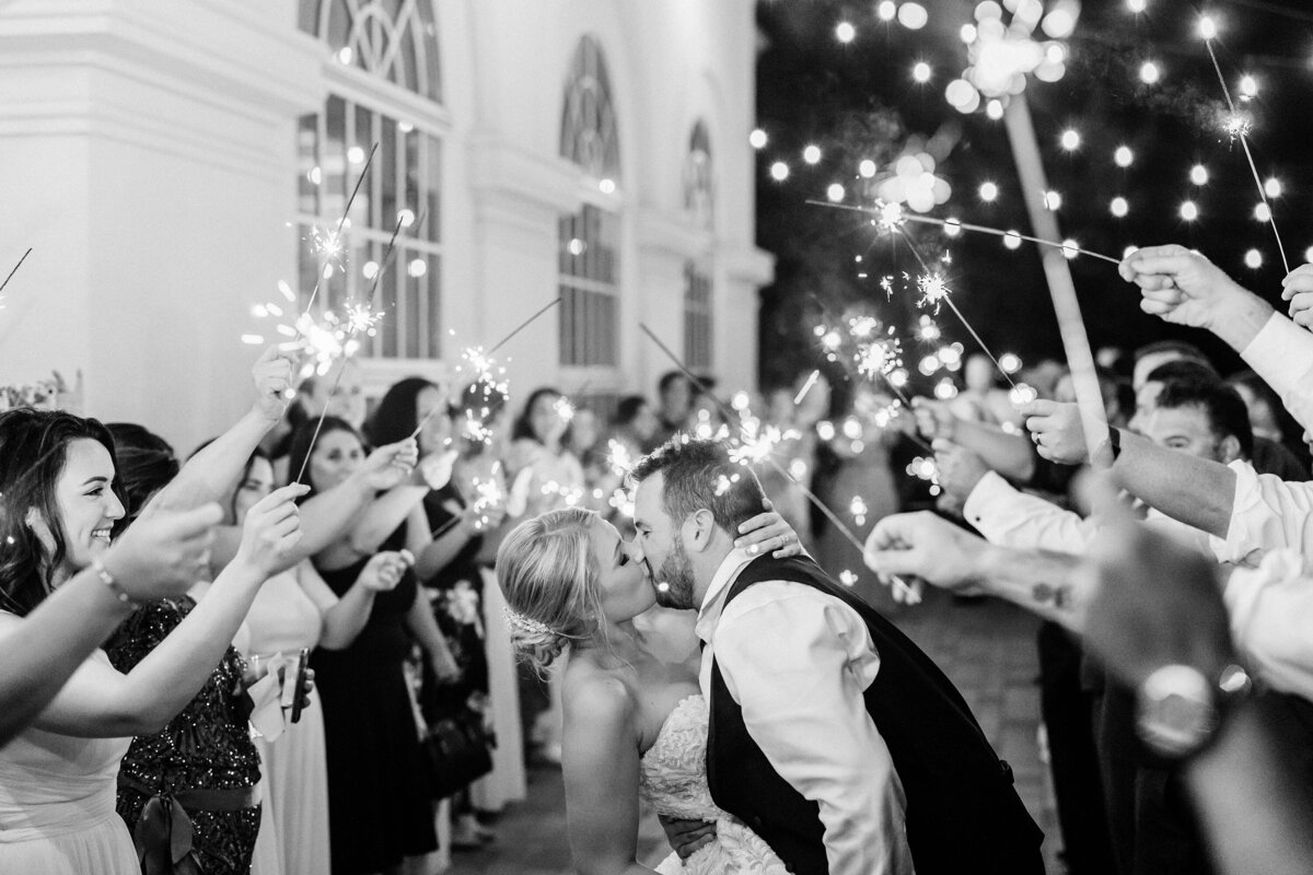 Rachael_Kazmier_Photography_Luxury_Destination_Editorial_Wedding_Photography_Associates_Chantal_Image_1
