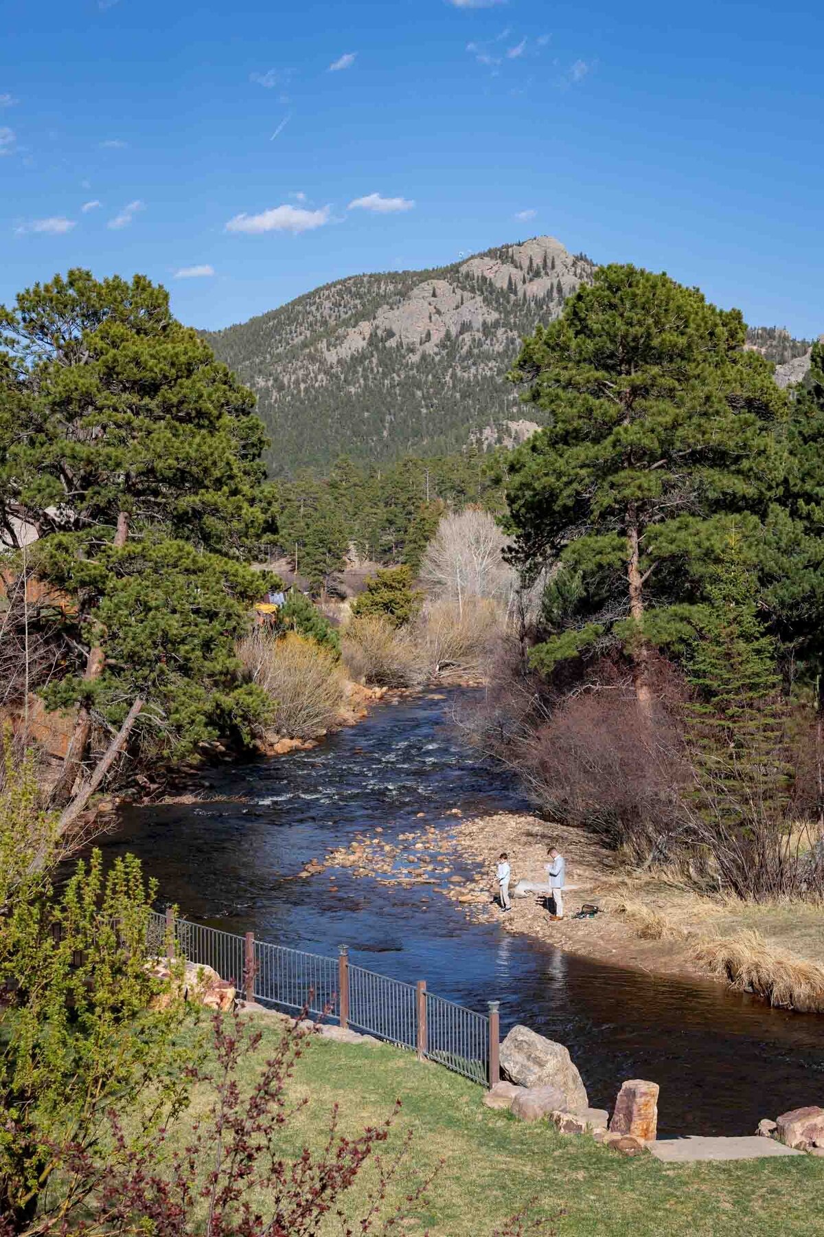 The-Landing-At-Estes-Park-Welcome-Party-25