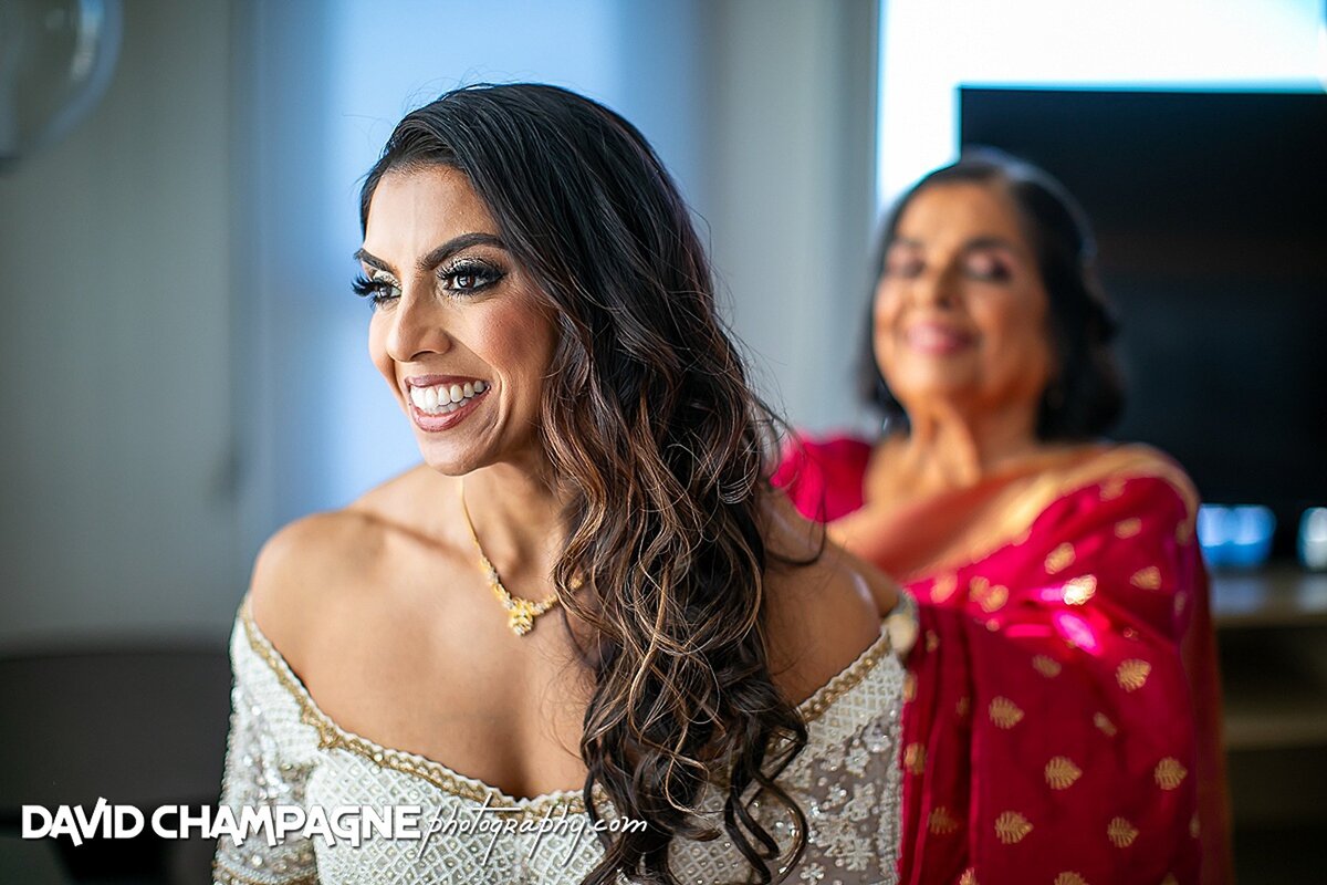 Virginia-Wedding-Planner-Roopa-and-John-The-Harbor-Club-27