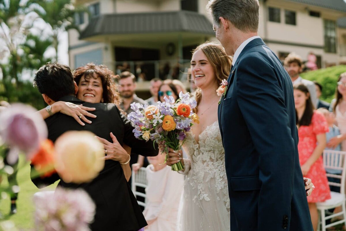 backyard-wedding-ceremony-photographer-hawaii-32
