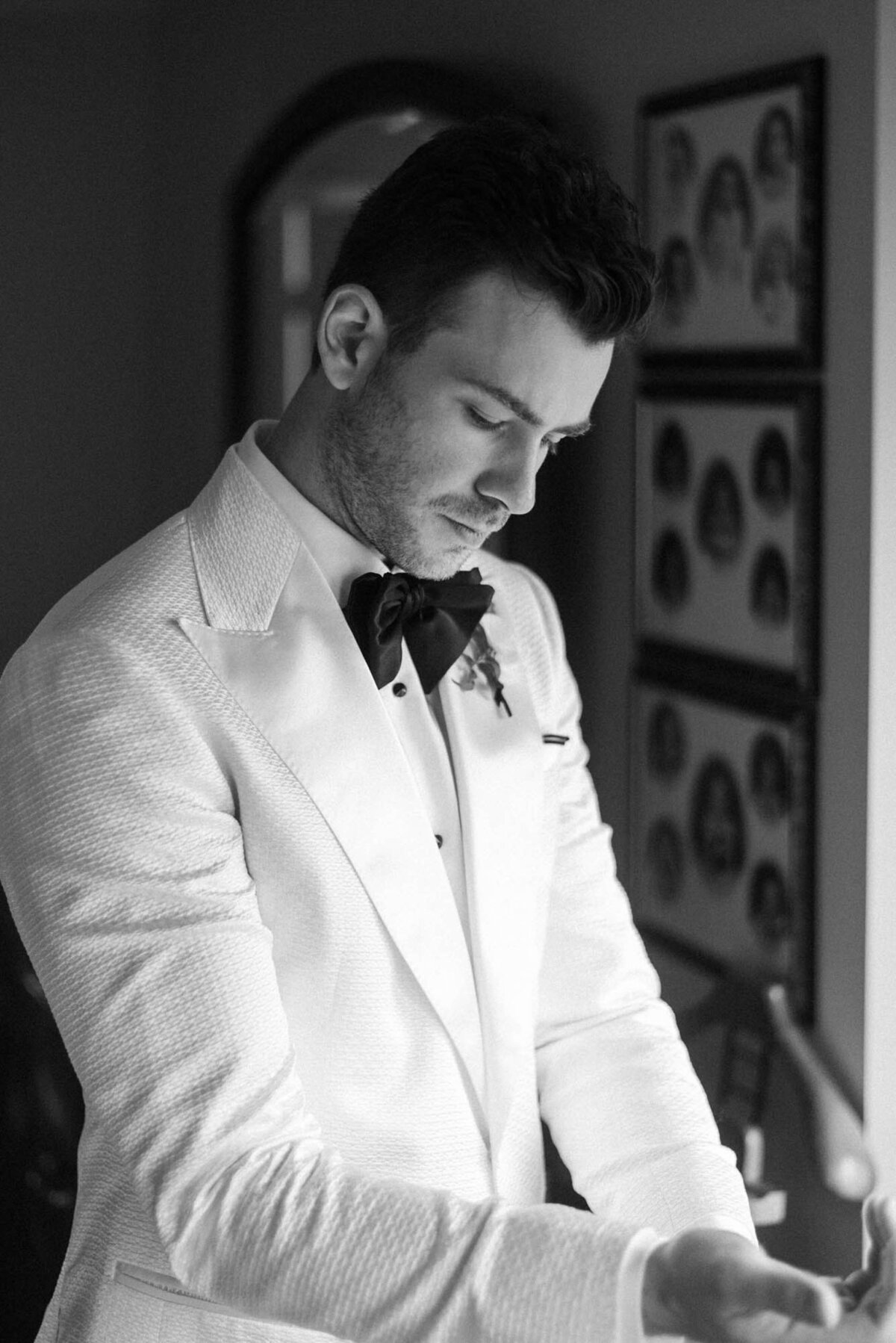 515-Storys-Building-Toronto-Canada-Raquel-Matthew-Wedding-10