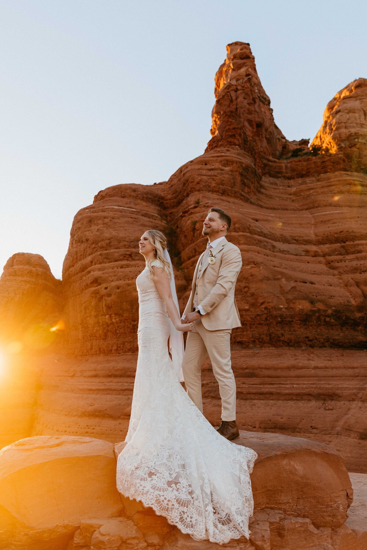 Sedona-Arizona-Red-Rock-Elopement-Wedding-Photographer_0007