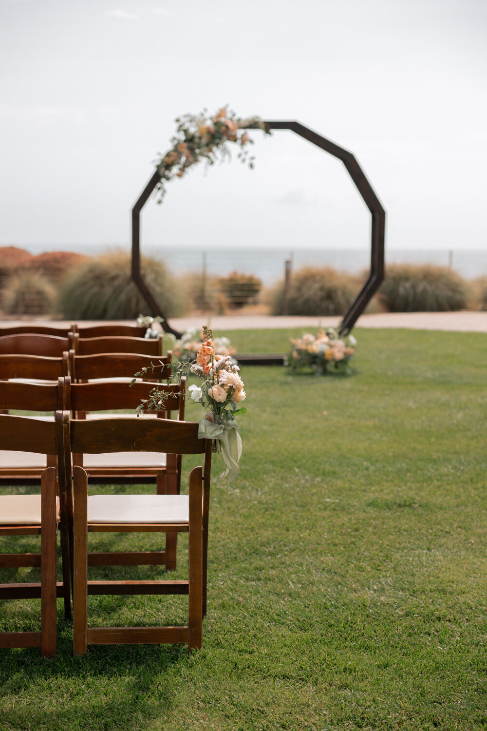Pismo Beach Dolphin Bay Resort & Spa Wedding ceremony photos 