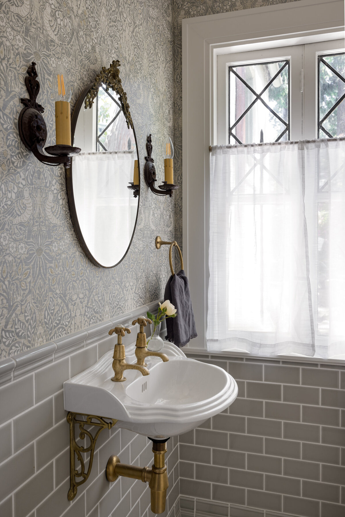 Miranda-Estes-Photography-Splash Interiors-Three Tree Point-5