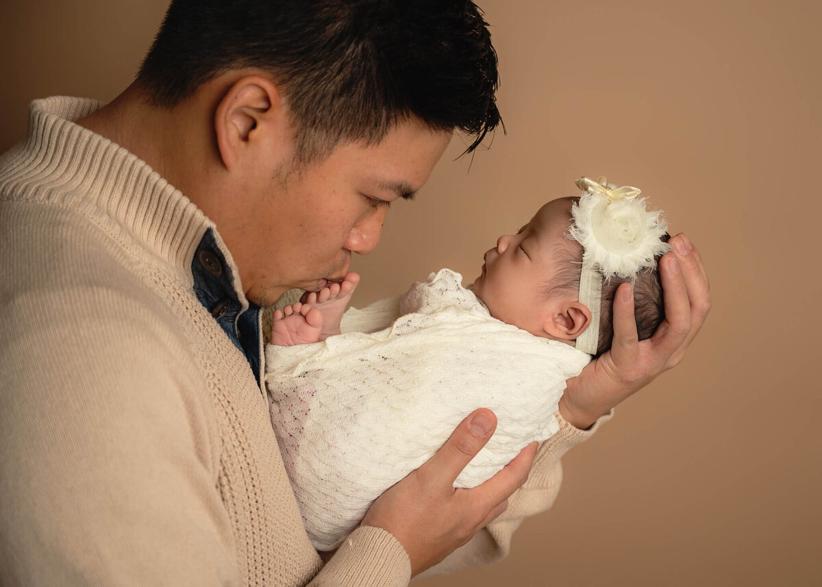 Toronto-Newborn-Photographer-154