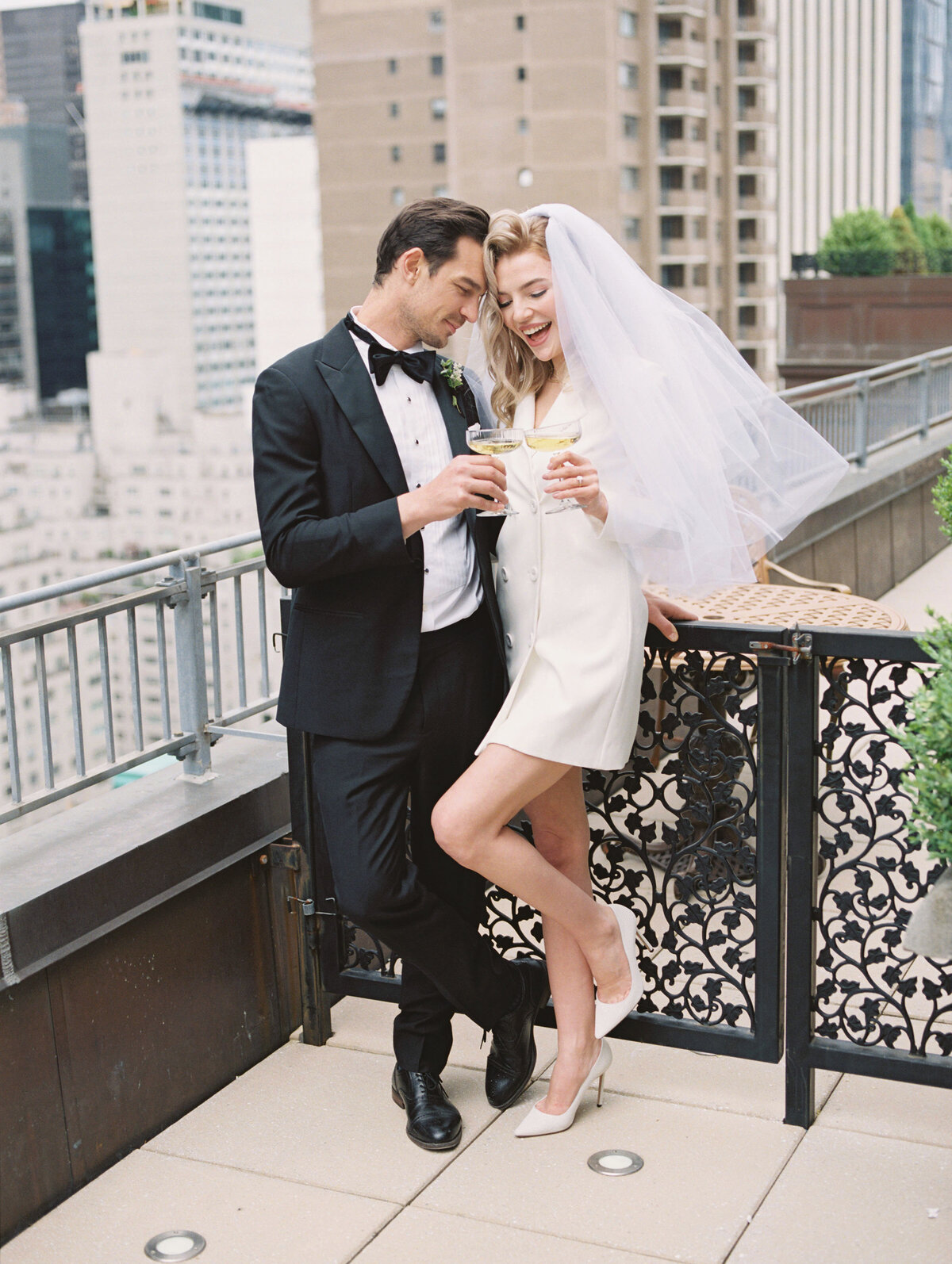 The Plaza Hotel - New York City - Elopement Wedding - Stephanie Michelle Photography - @stephaniemichellephotog - 37-R1-E014