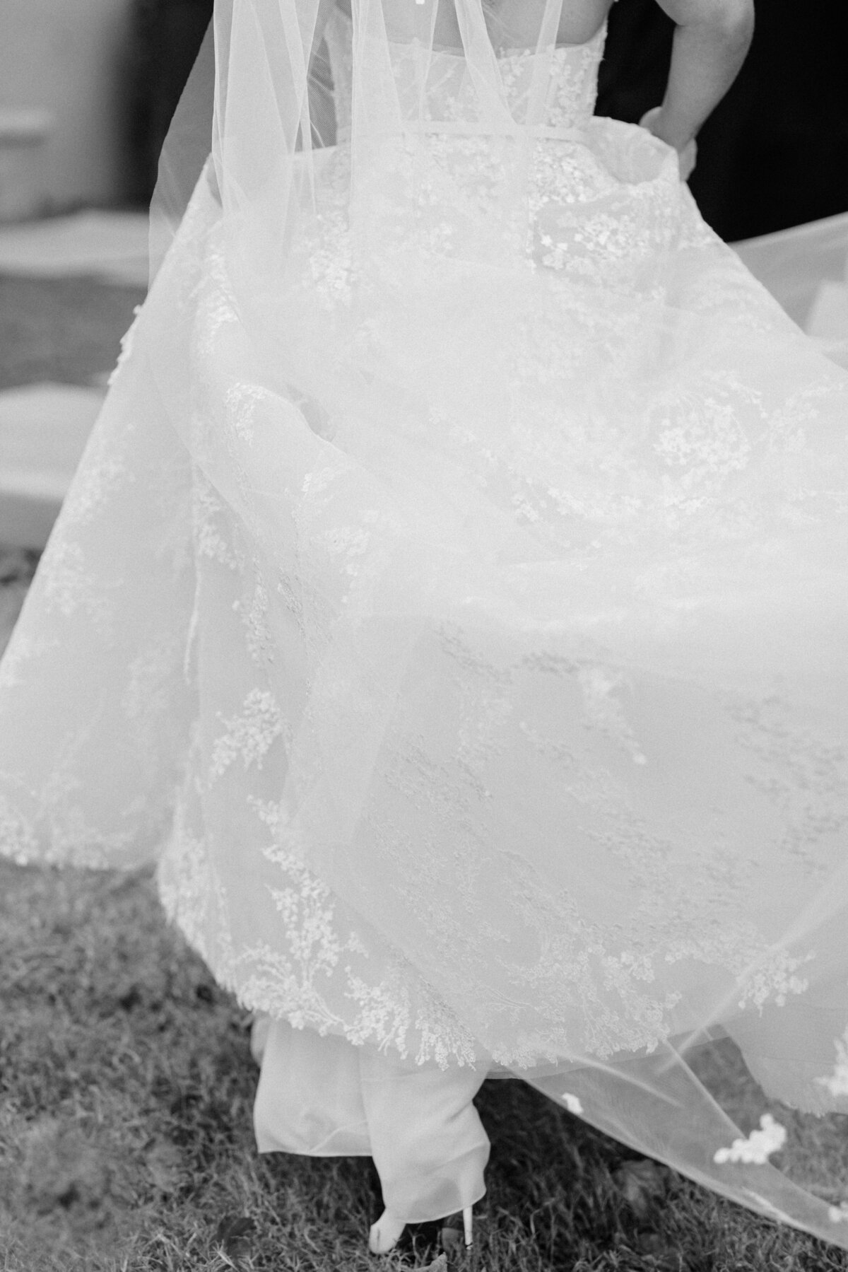 Lindsey-and-Justin-Wedding-Emily-Nicole-Photo-290