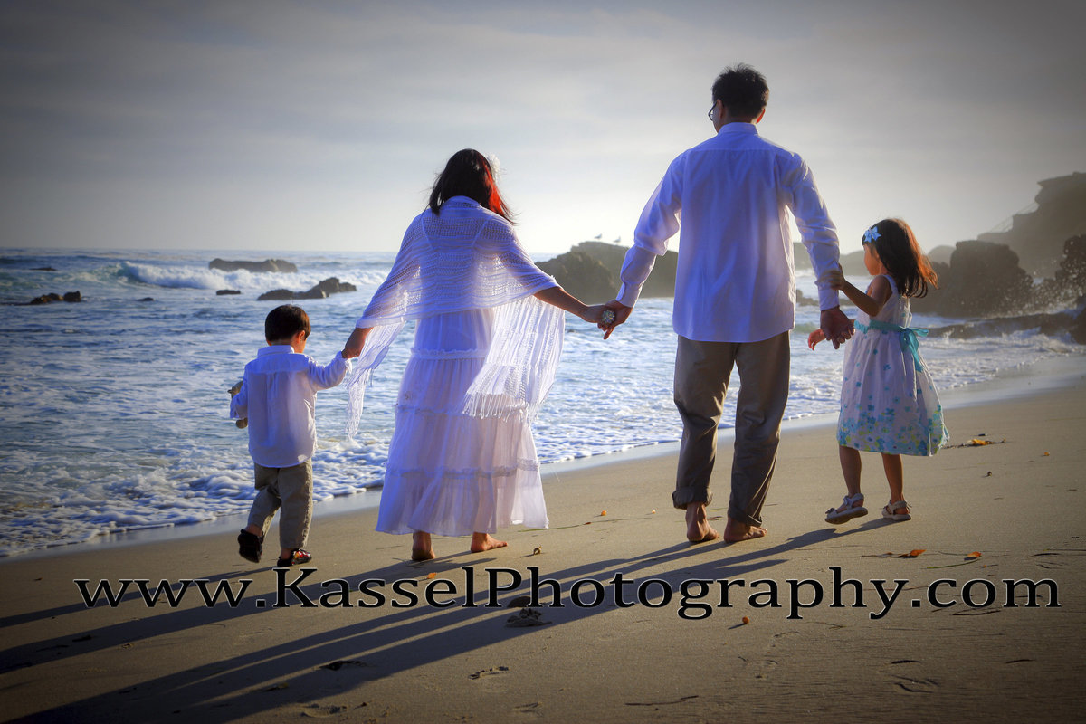 Family photos and creative senior photos. Located in Orange County,California.