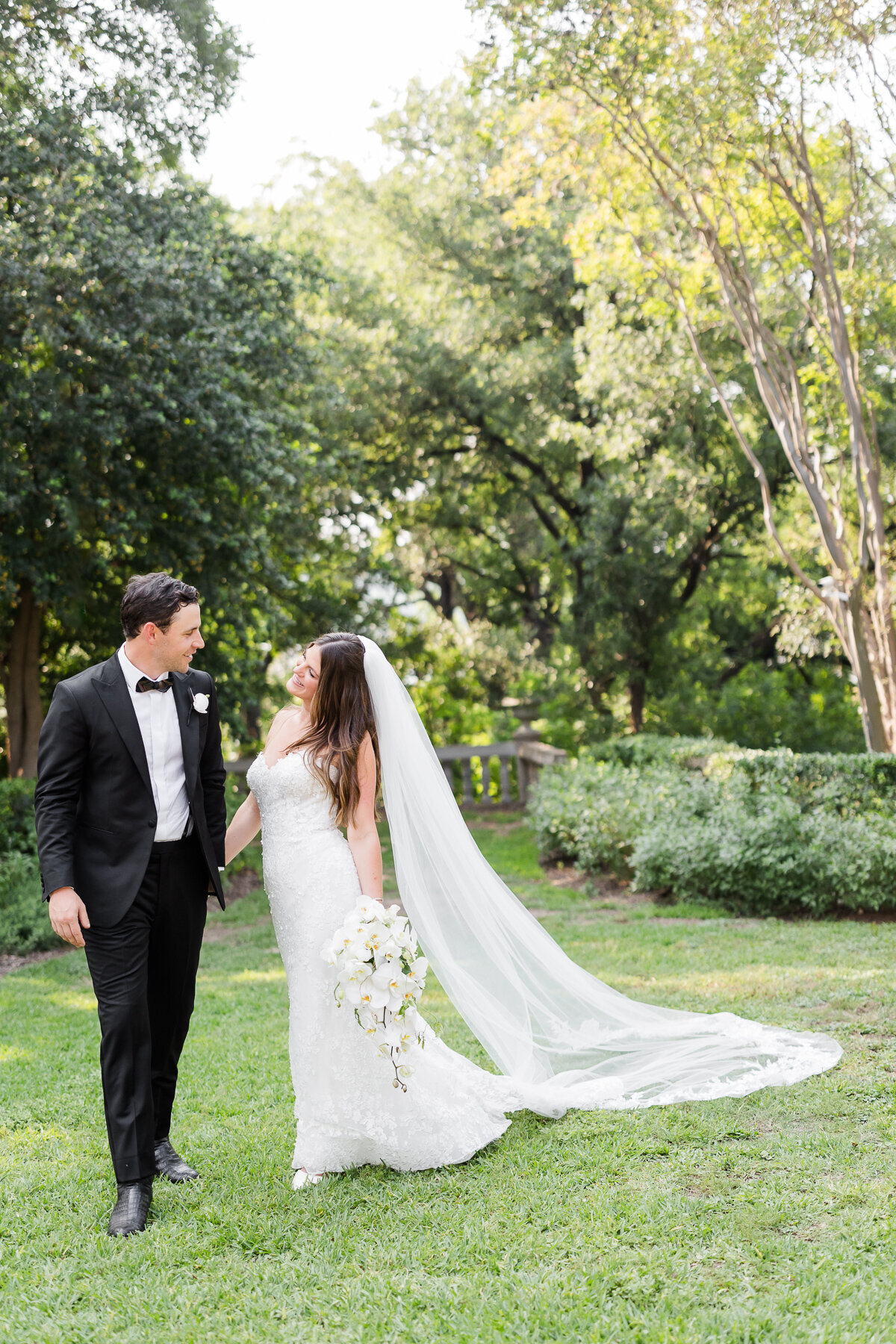 Laguna-Gloria-Wedding-Photographer-Austin-0046