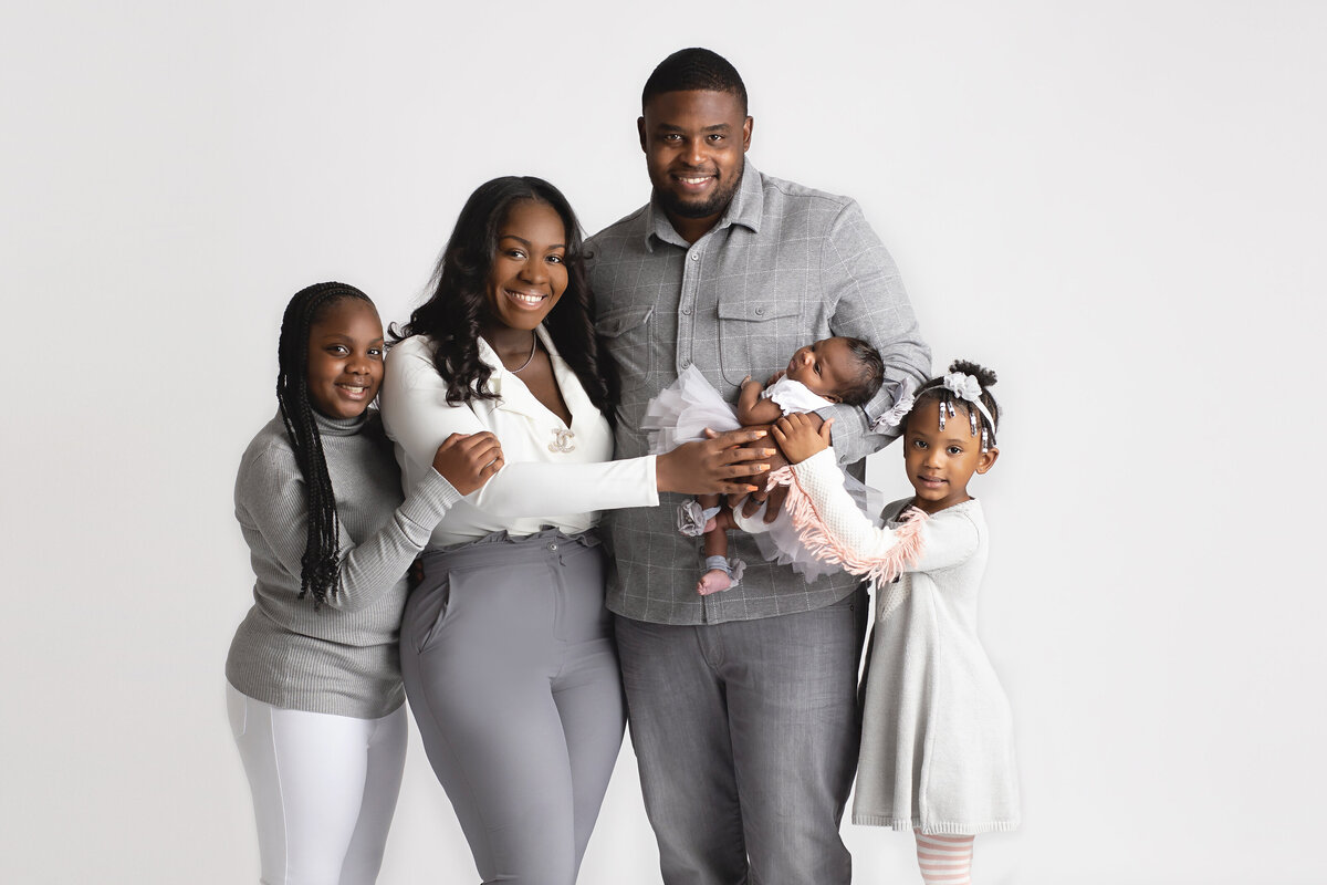 McDonough newborn photographer, Atlanta Newborn Photographer, Fayetteville newborn Photographer, Peachtree city newborn photographer, Hampton ga newborn photographer, marietta ga newborn photographer