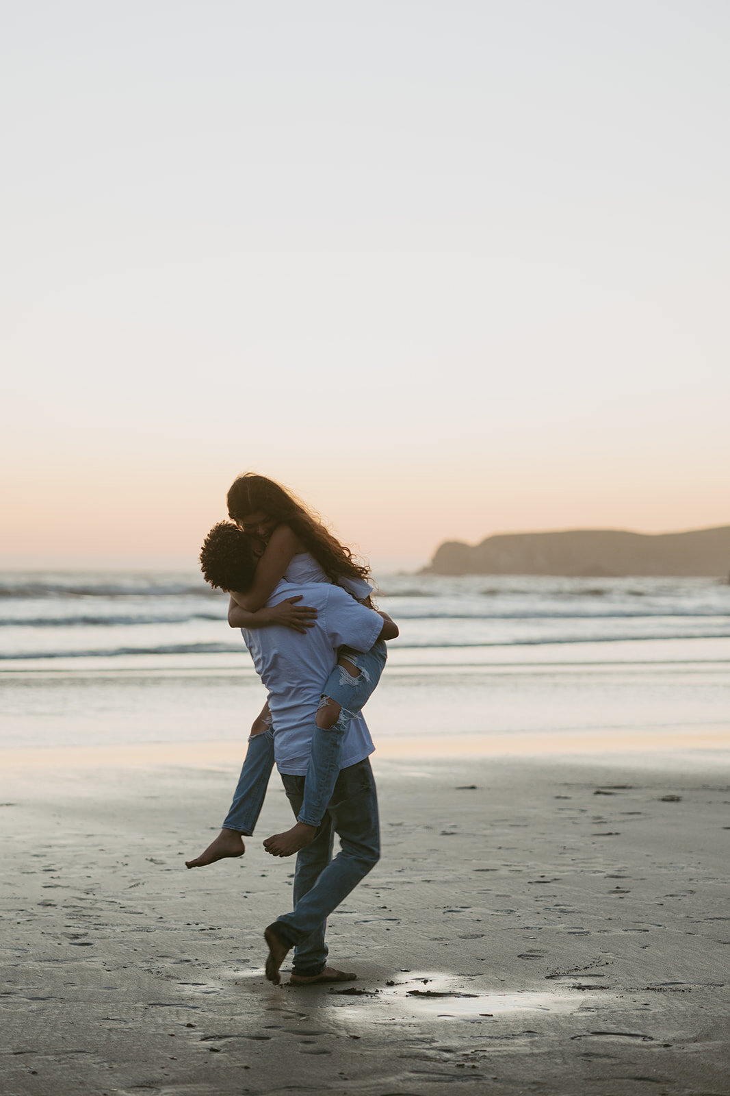 tanya-davids-photo-film-redwoods-california-oregon-coast-documentary-candid-destination-washington-idaho-utah-canada-elopement-wedding-couples-photographer-77
