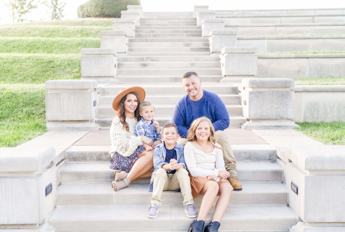 Fall-Family-Portraits-Cox-Hall-Gardens