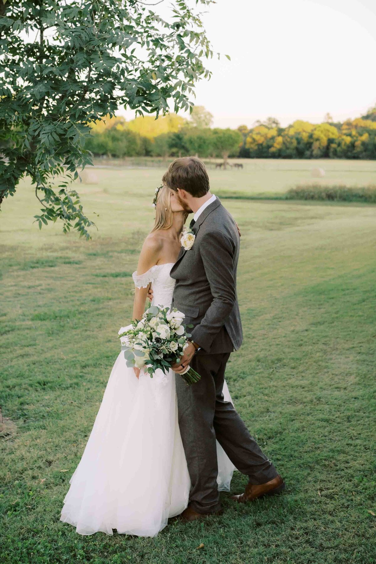 The Brooks at Weatherford Wedding Photos by DFW + NYC Wedding Photographer