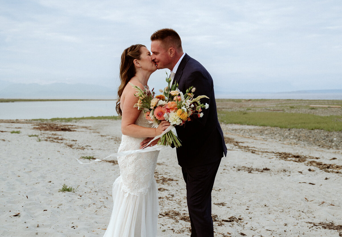 Saratoga-Beach-Elopement-2024-88