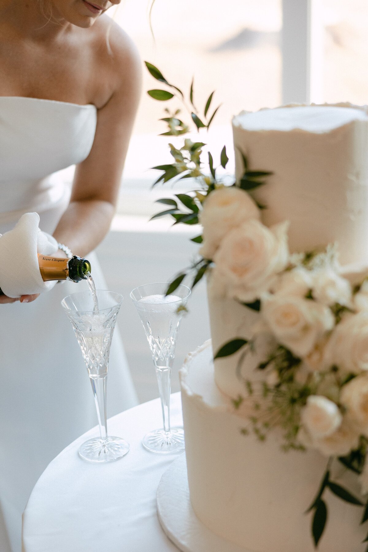 sloan-daniel-wichita-country-club-wedding-kayxbee-672