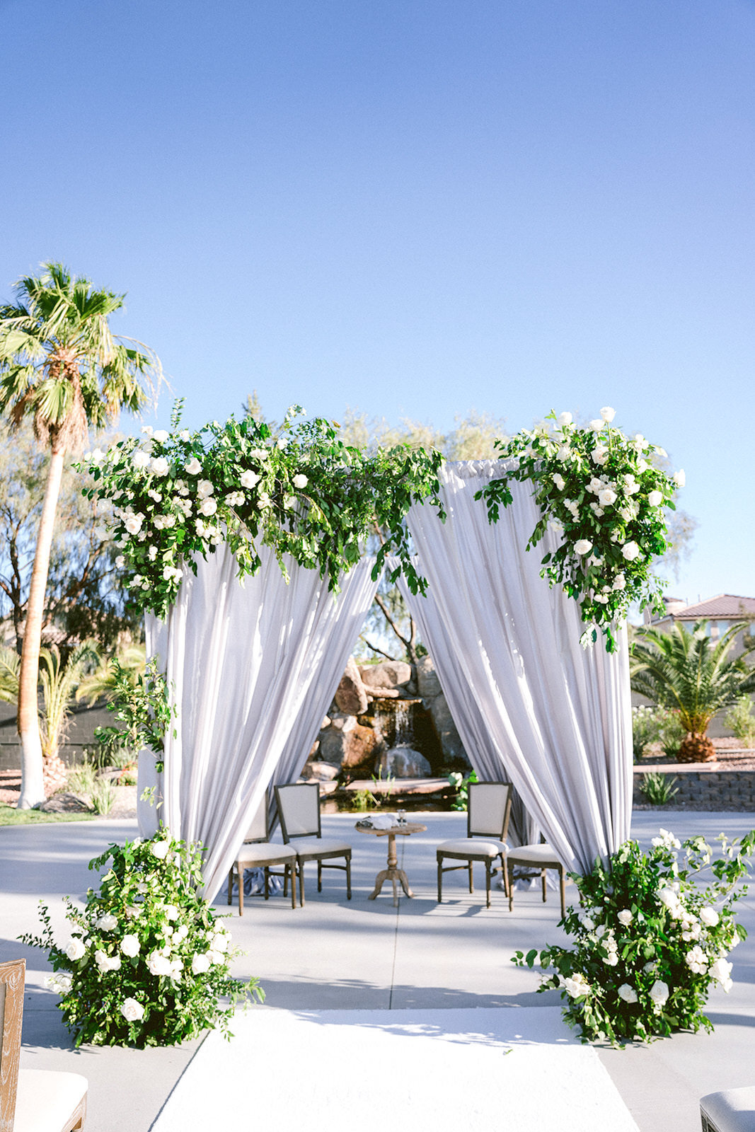 Soft and Romantic Wedding at Lotus House in Las Vegas - 24