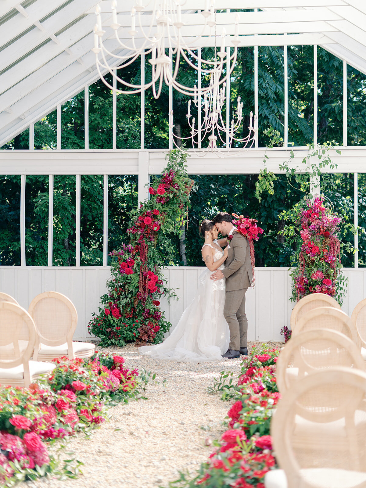 Ivy Rose_Shoot Crawl_Luxury_Wedding_Photo_Skyler Jordan Photography-309_websize