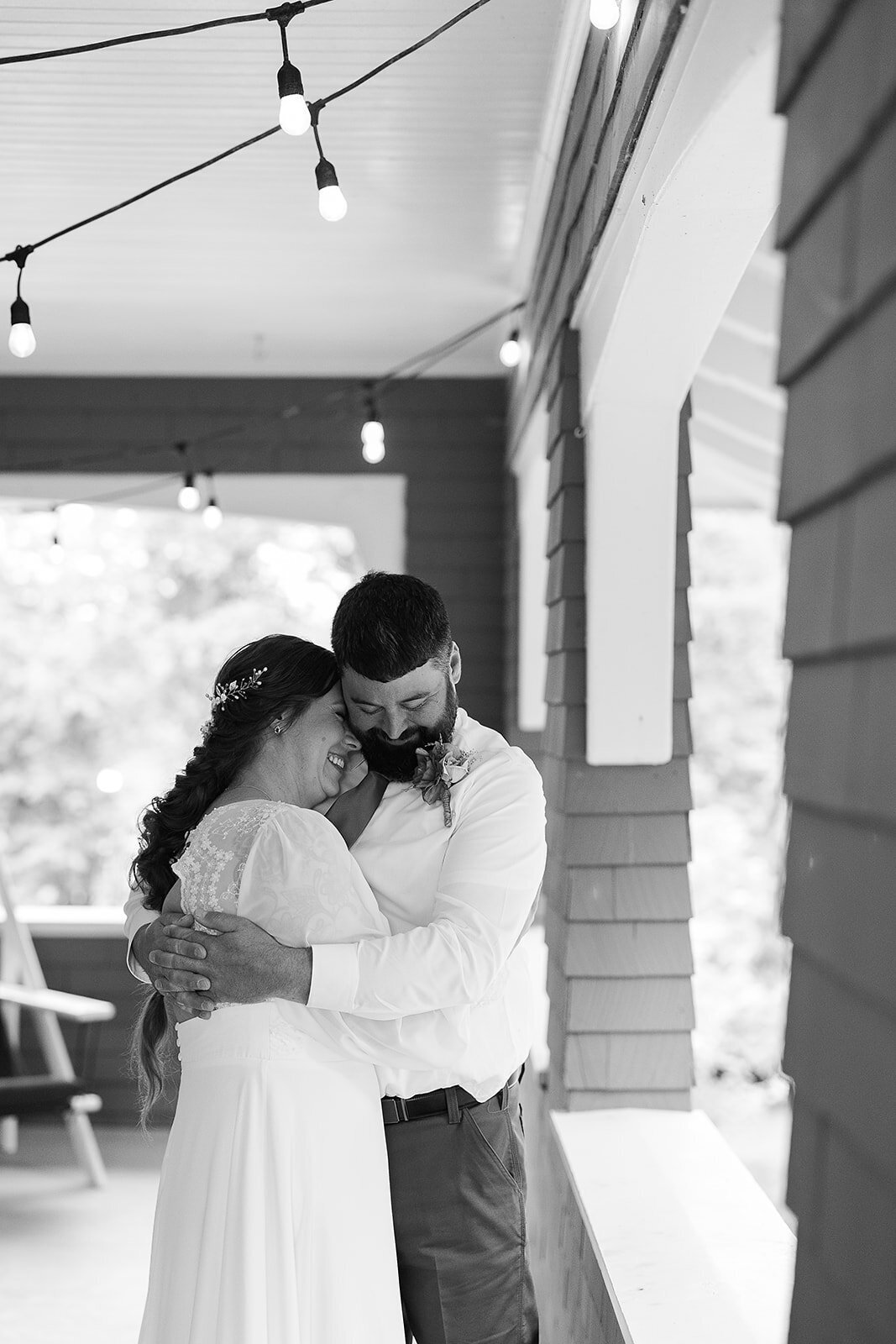 Final_Seaview Washington Elopement - Tara Nichole Photo - 2024 - Lauren and Jarrod-87