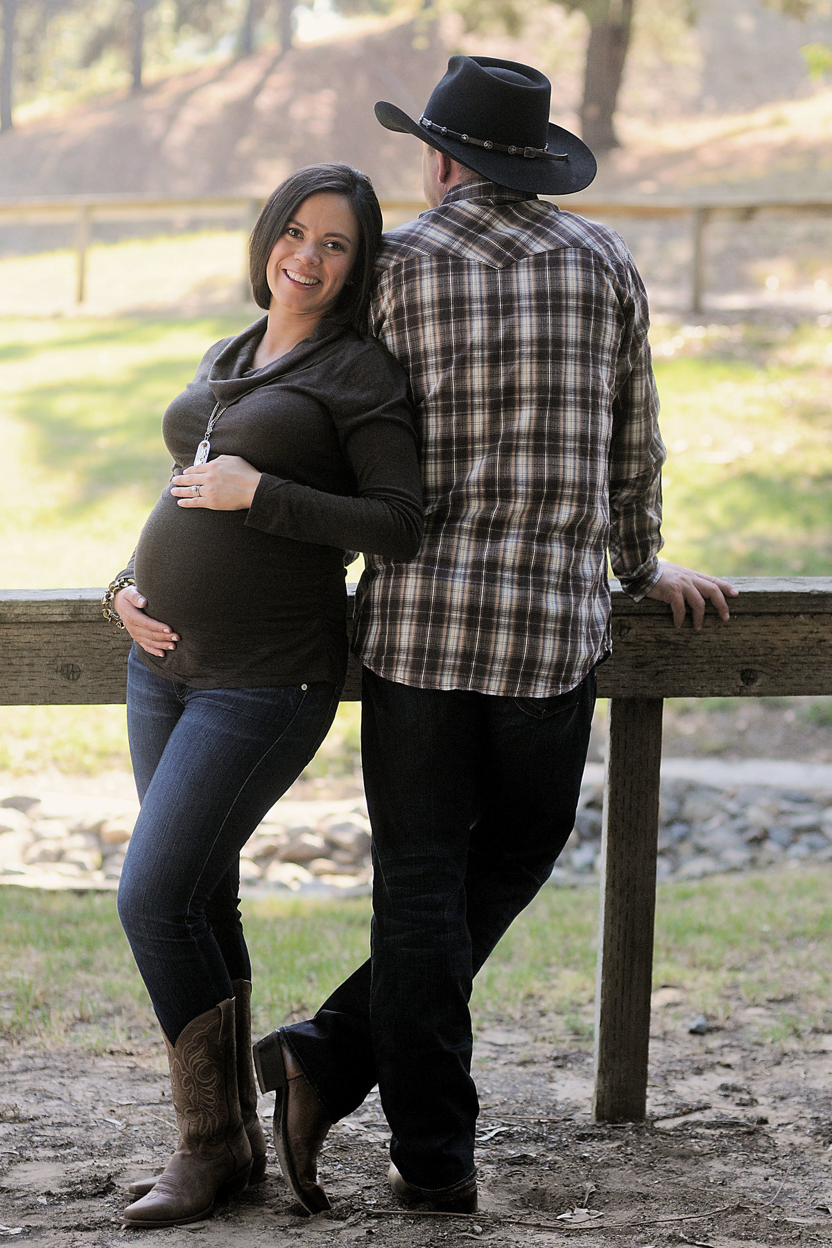 Family Maternity Photoshoot | One Shot Beyond Photography