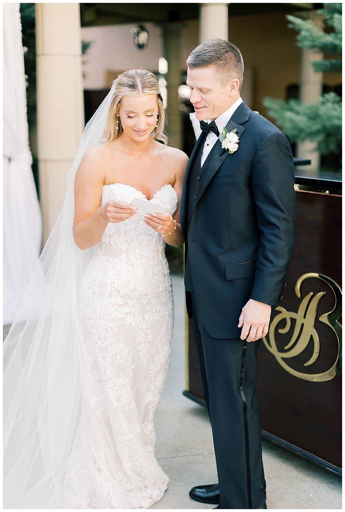 Crystal Leffel Photography Wedding Photographer Denver Colorado Timeless Light Airy The Broadmoor Film Photographer_0020