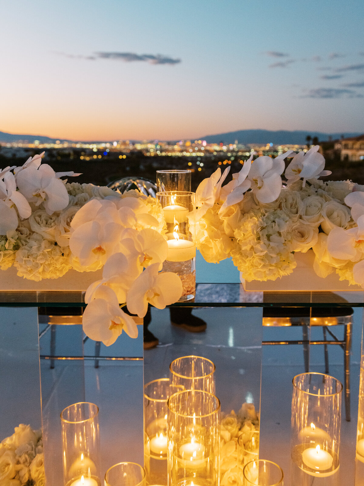 Black tie wedding at the Lindsey Residence in Las Vegas - 42