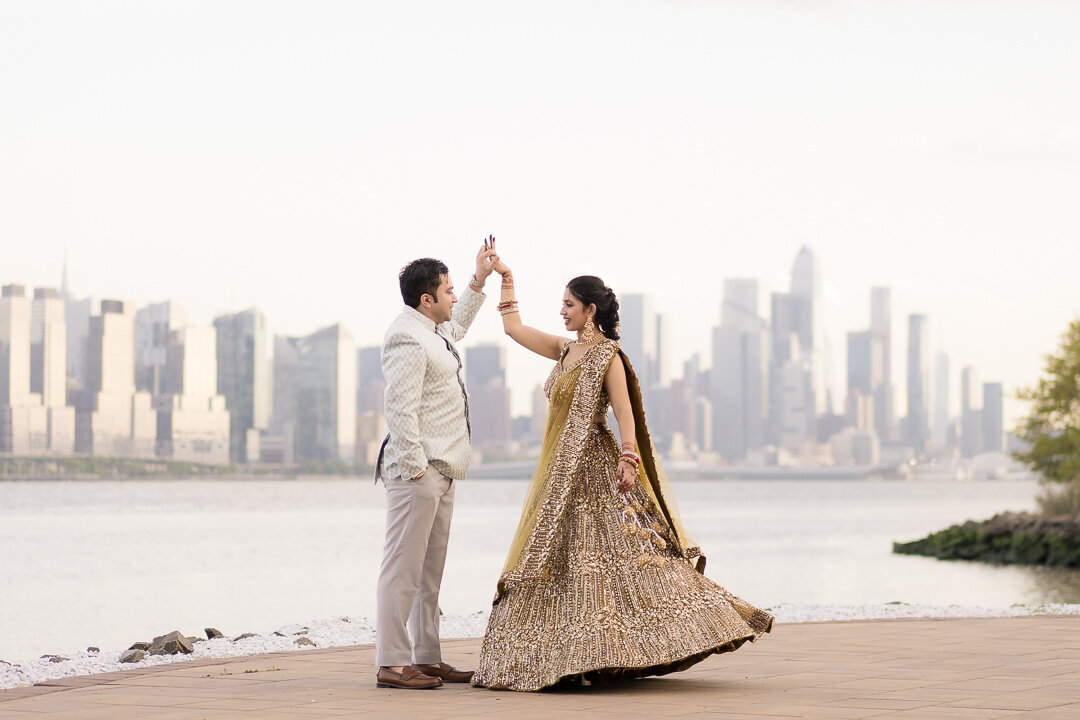 Waterside Restaurant wedding, North Bergen wedding venue, bride and groom, NYC skyline wedding photo, Indian wedding photographer NJ