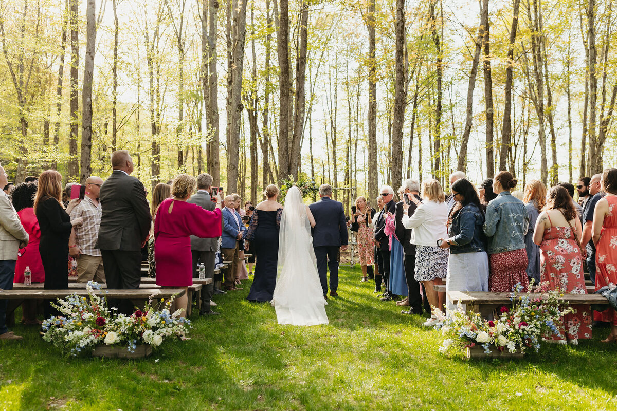 Catskills-Wedding-Planner-Canvas-Weddings-Handsome-Hollow-Wedding-34