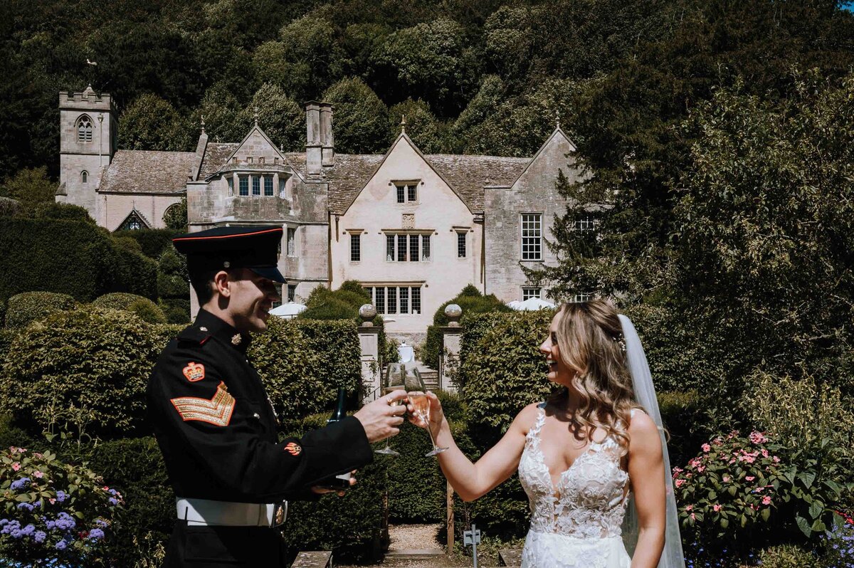 owlpen manor sarah and chris-9