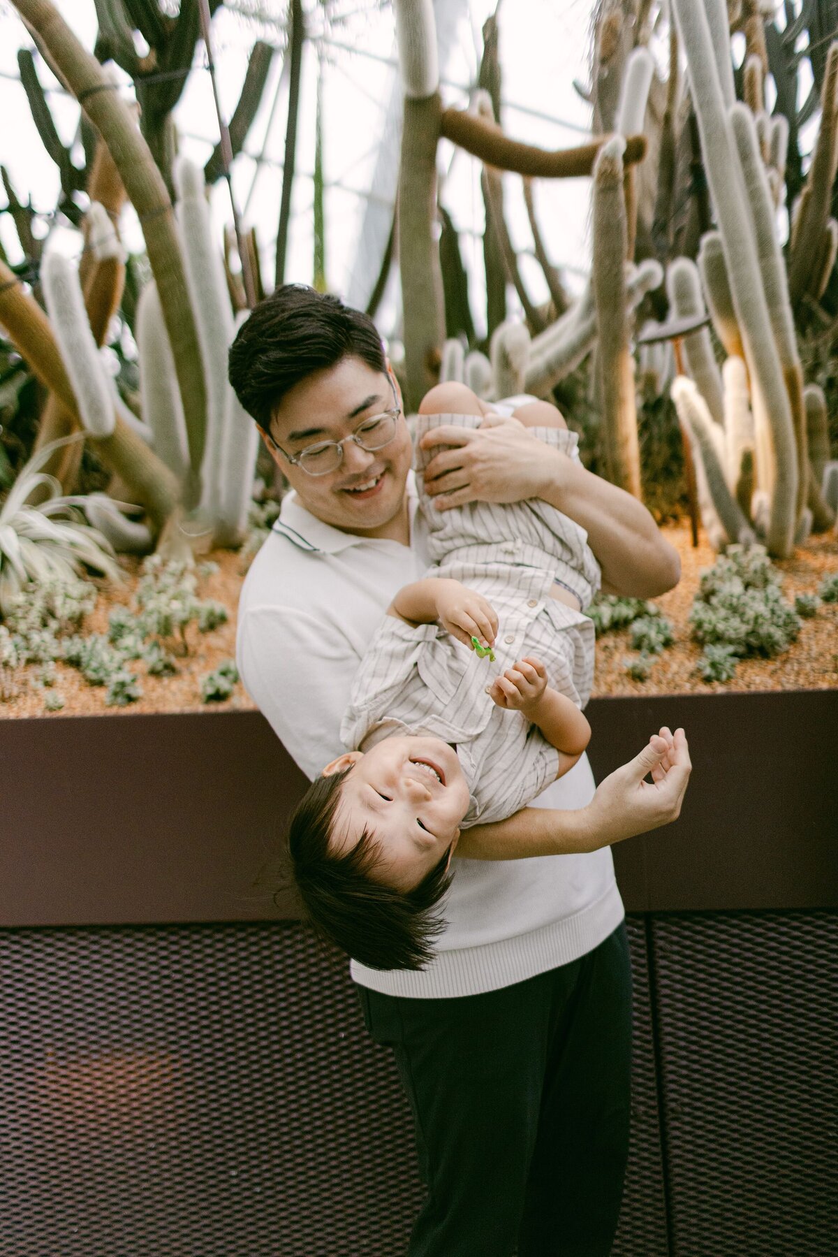 00134JJ Singapore Family Photography