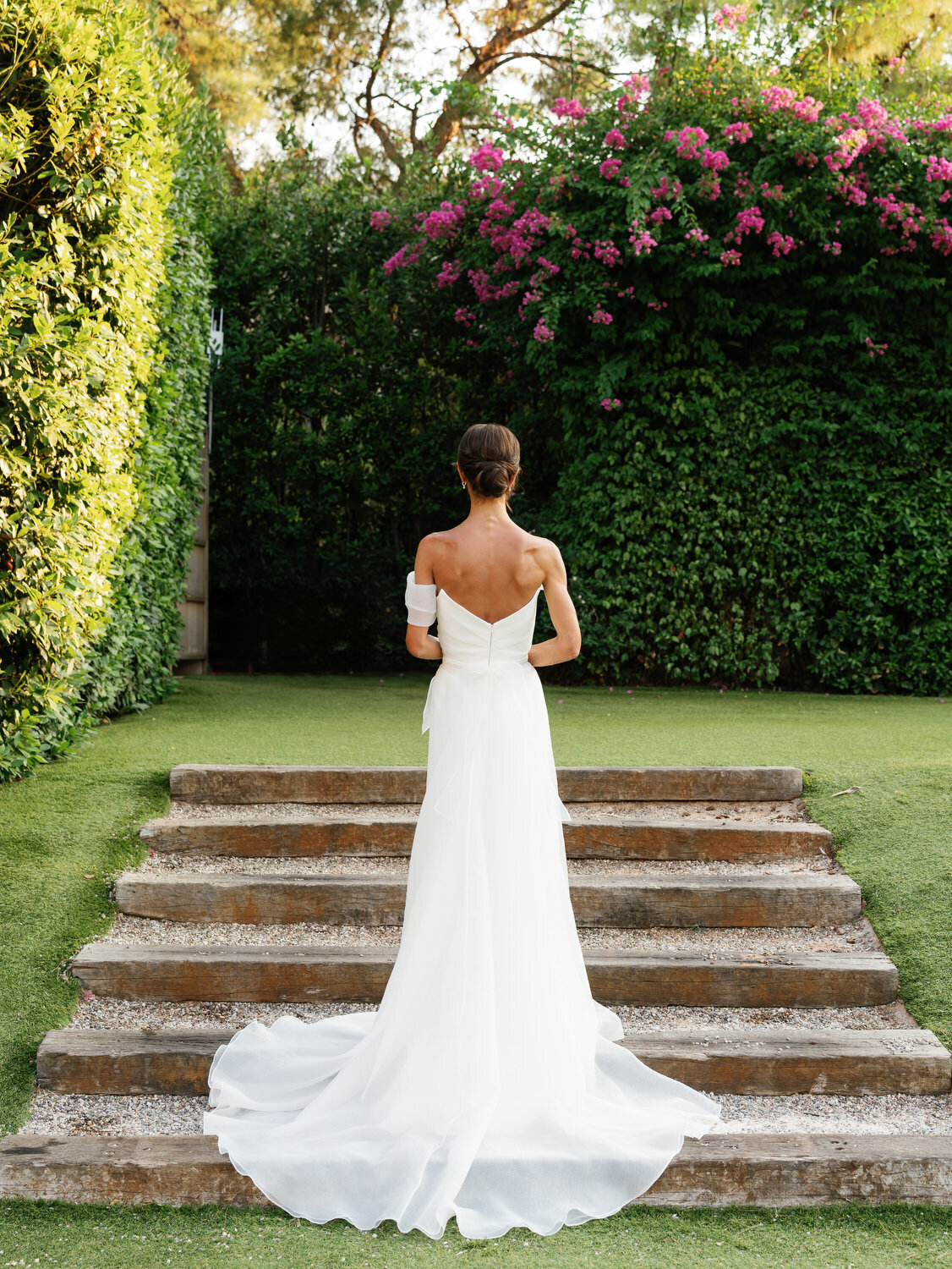 Black-Tie-Wedding-at-Four-Seasons-and-Vouliagmeni-Lake-087