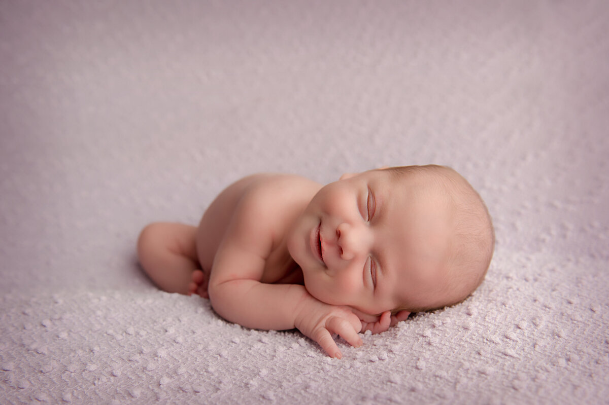 clermont-newborn-photographer-travels-to-your-home 0498
