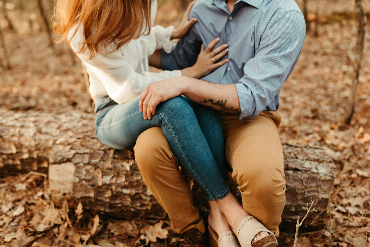 mississippi-woodsy-outdoors-sunset-engagement-session-1