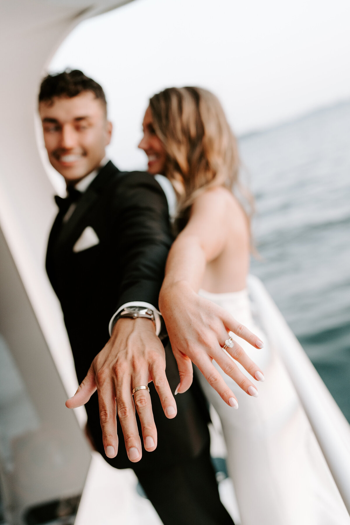 abby-parker-lake-minnetonka-wedding-98