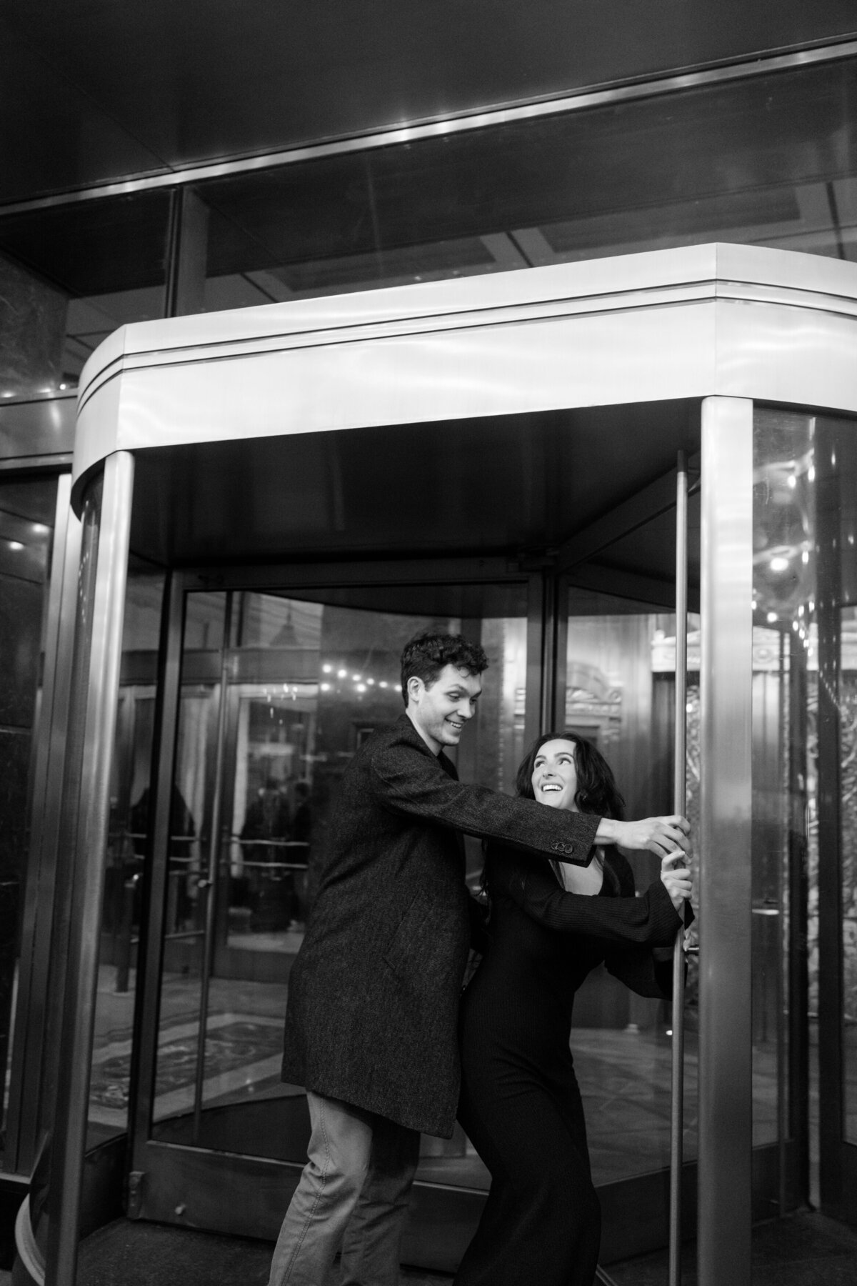 Aspen-Avenue-Chicago-Wedding-Photographer-Hilton-Palmer-House-Vintage-Hotel-Timeless-Editorial-FAV-52